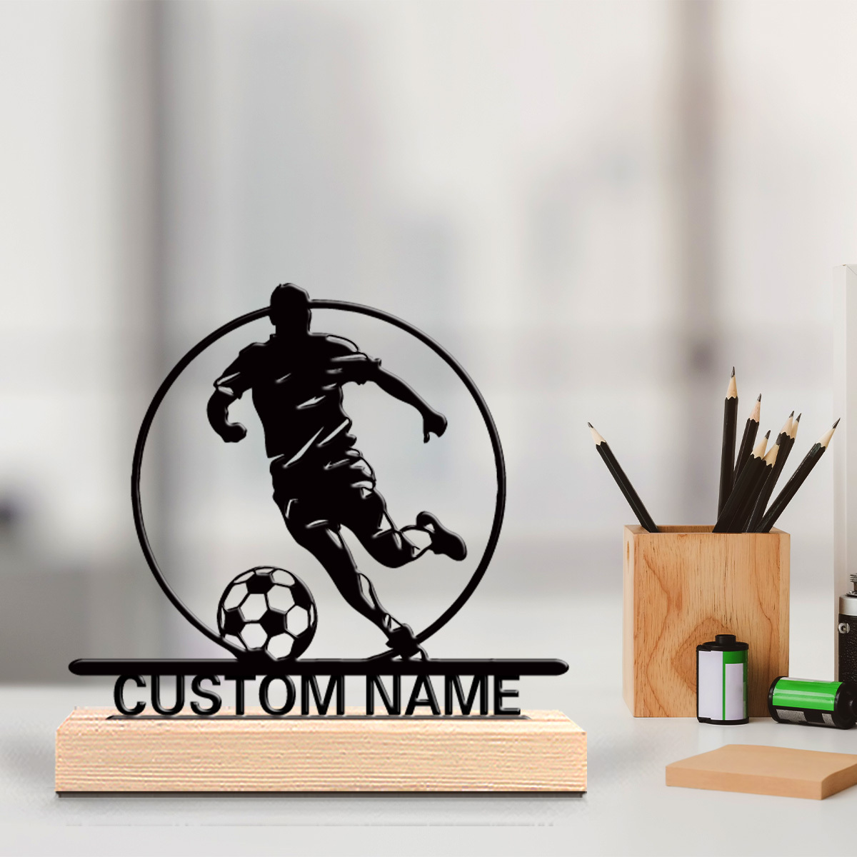 Custom Soccer Player Metal Sta - огляд і ціна Home Decor Com